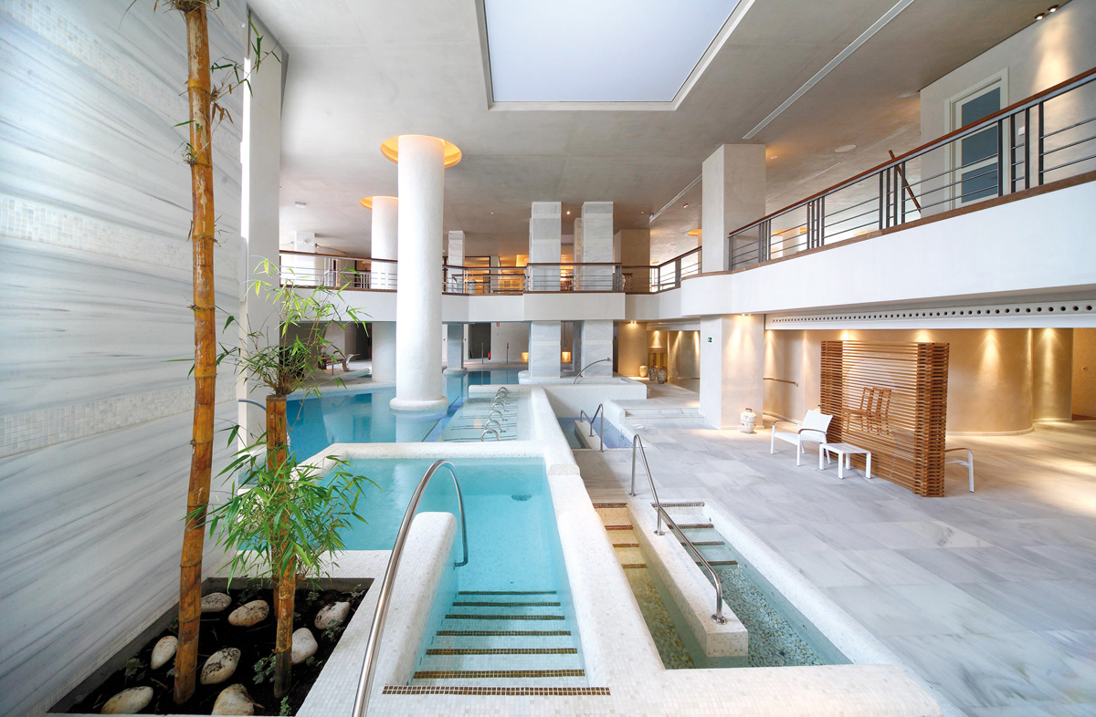 Royal Hideaway Sancti Petri 01