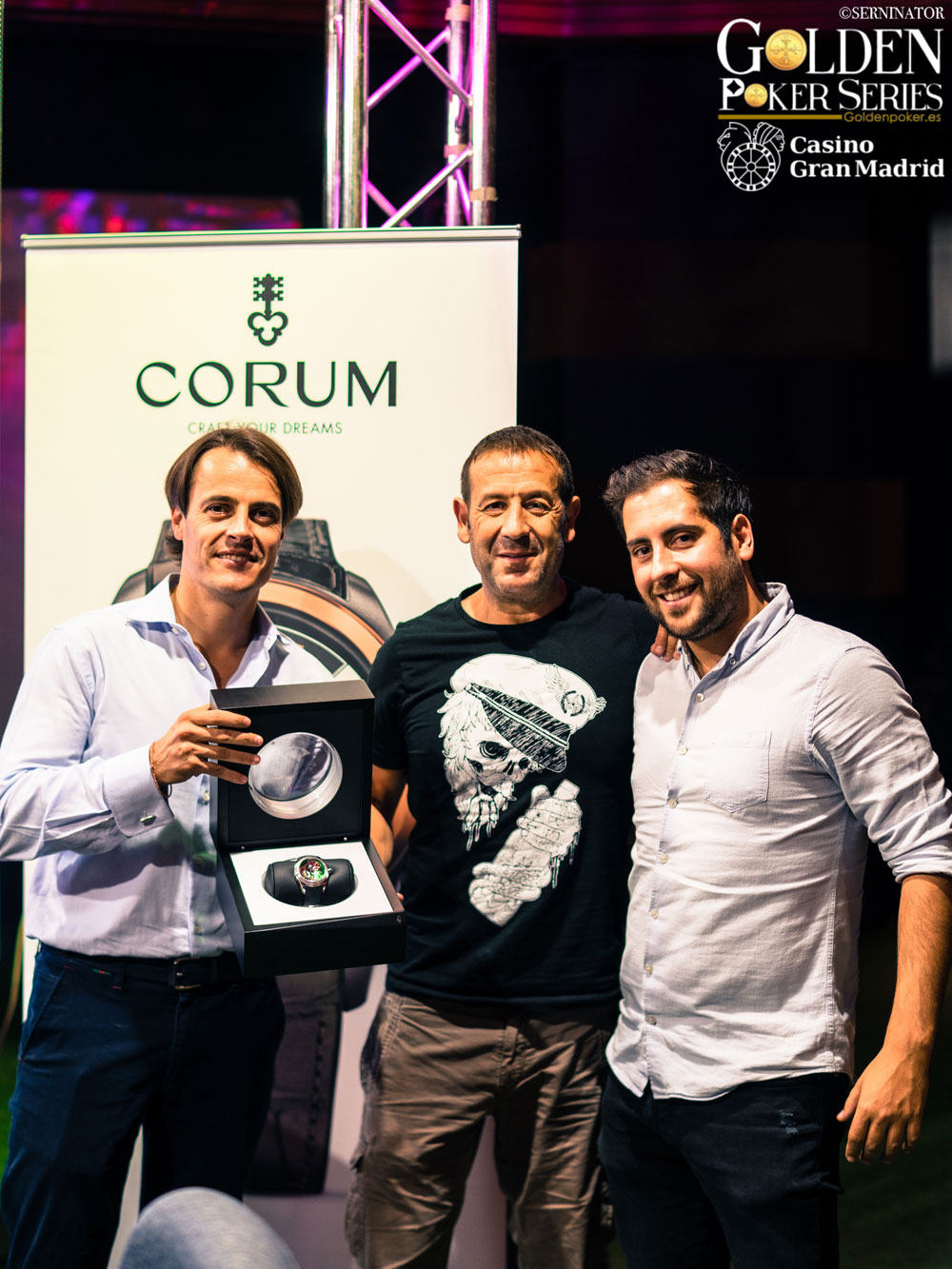 Daniel Nicols, vicepresidente Grupo Nicol's; Juan Manuel Pastor, tercer ganador Poker Golden Series Casino Madrid y Fernado Heredia, organizador del circuito de póker